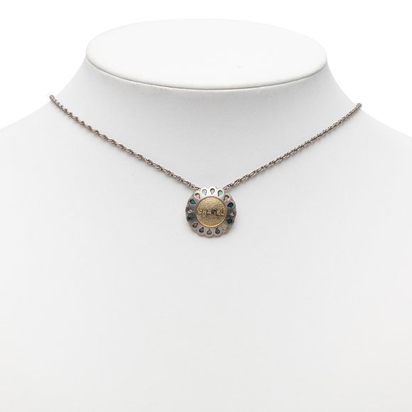 Pre-Loved Chanel Silver Plated Rhinestone Flower Pendant Necklace - Picture 5 of 5